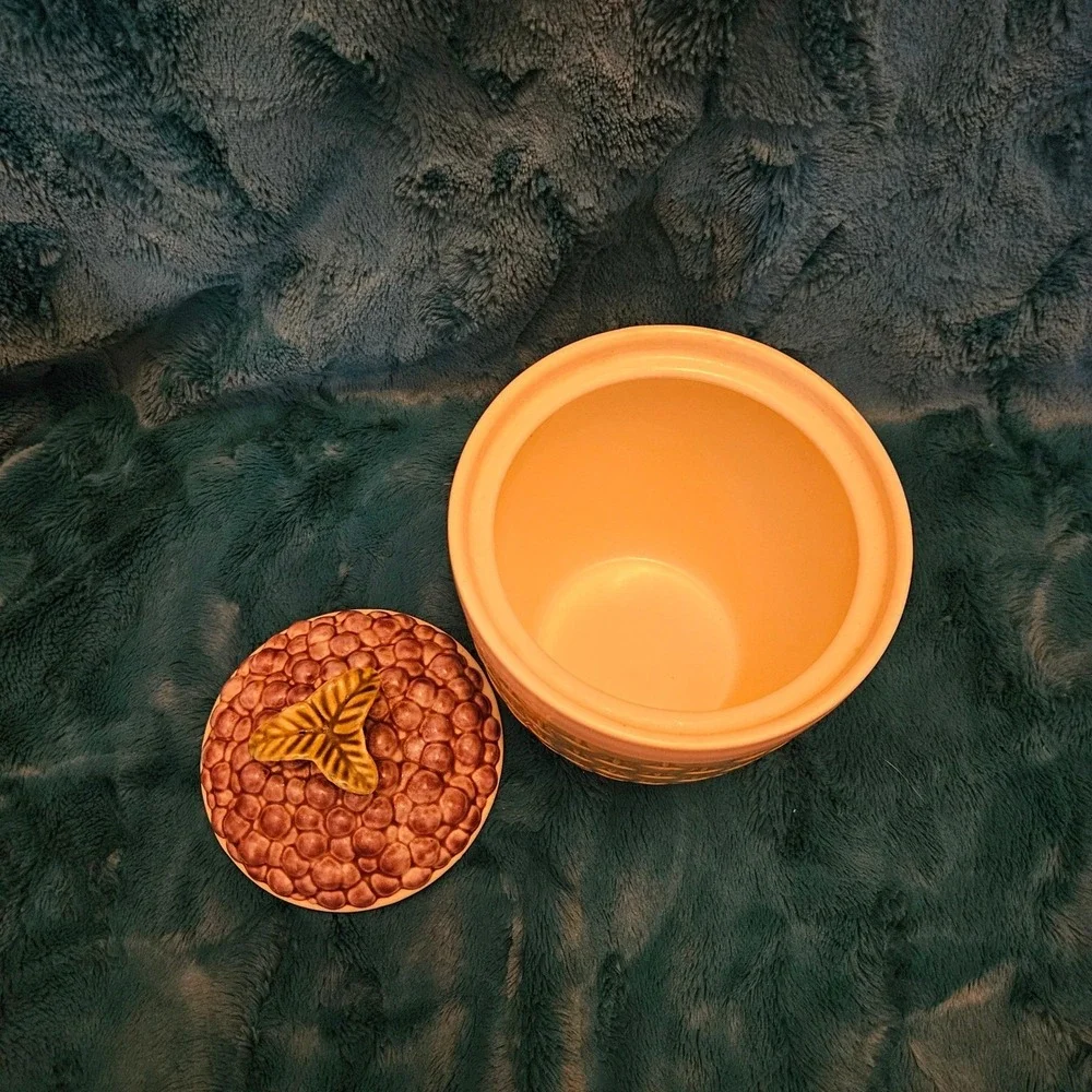 Vintage Pfaltzgraff Jamberry Small Canister w/ Berry Lid Ceramic - Smallest